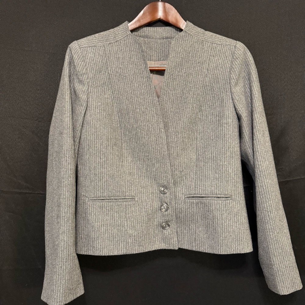 J Ashford Vintage Wool Blazer Gray Pin Striped Women’s Size 10 Preppy